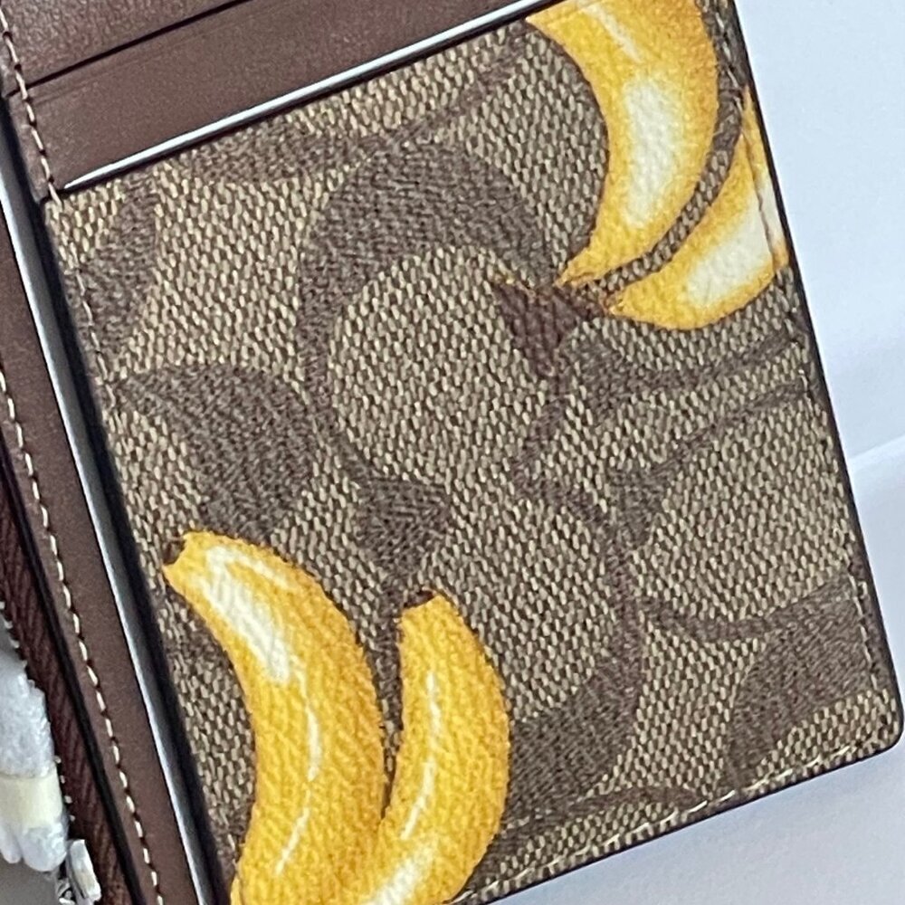 Coach Zip Card Case CR410 Signature Canvas Banana Print Leather Brown Wallet - Picture 4 of 7